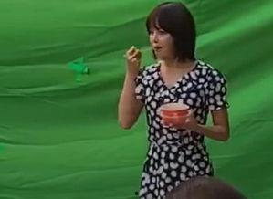 女明星吐助理手上,一场意外的职场风波